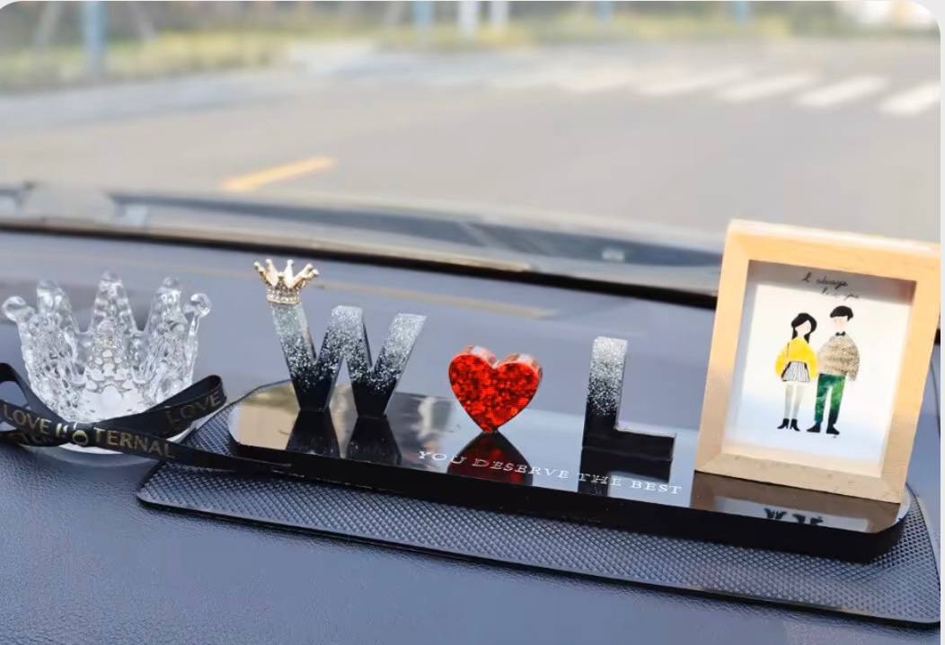 Luxurious Personalised Car Ornaments with initials and photos for wedding gifts, anniversary gifts and birthday gifts